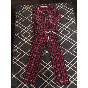 Victoria's Secret Holiday Pajama Set